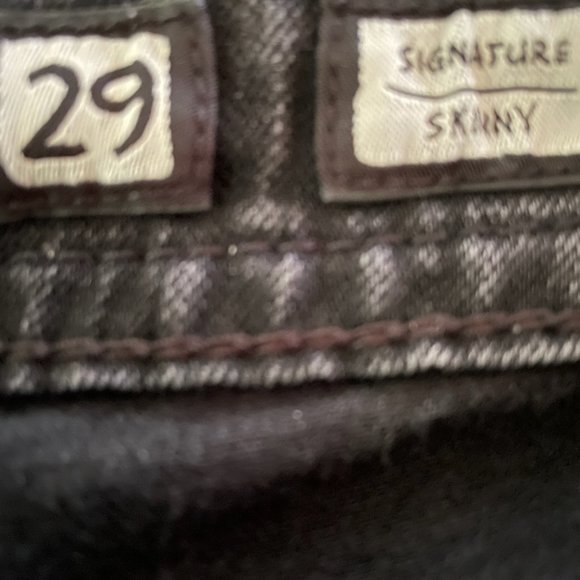 Miss Me Women's Black Signature Skinny Size 29 - Picture 5 of 6